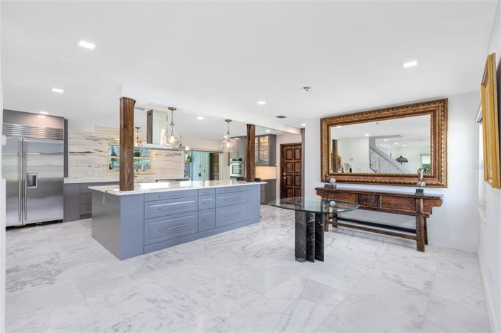 Image No.8-4 Bed Property for sale