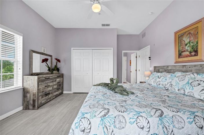 Image No.27-3 Bed Property for sale