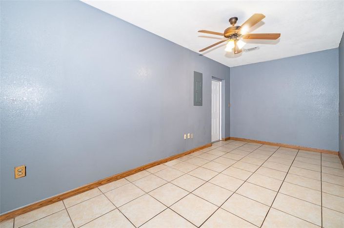 Image No.27-4 Bed Property for sale