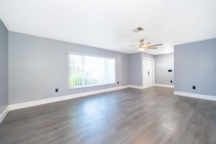 Image No.5-4 Bed Property for sale