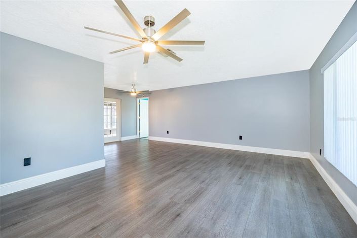 Image No.7-4 Bed Property for sale