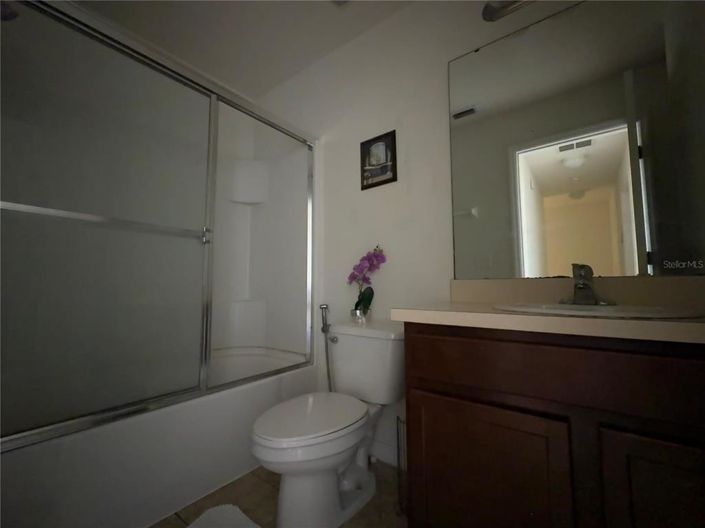 Image No.12-3 Bed Townhouse for sale