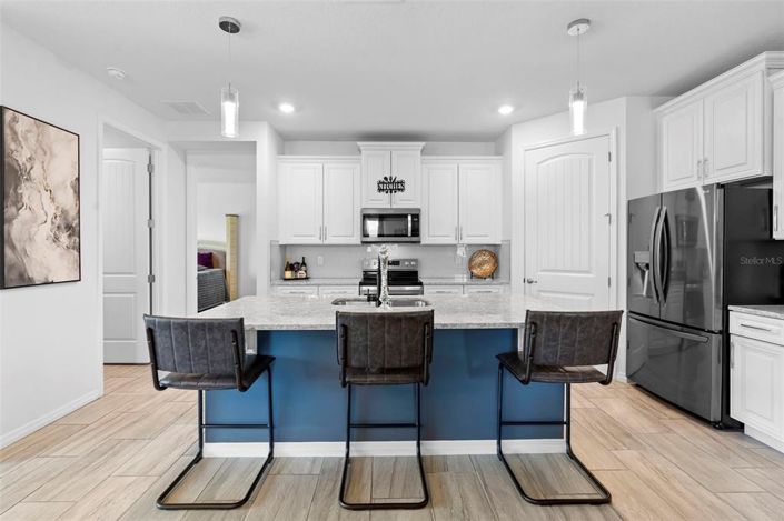 Image No.19-2 Bed Property for sale