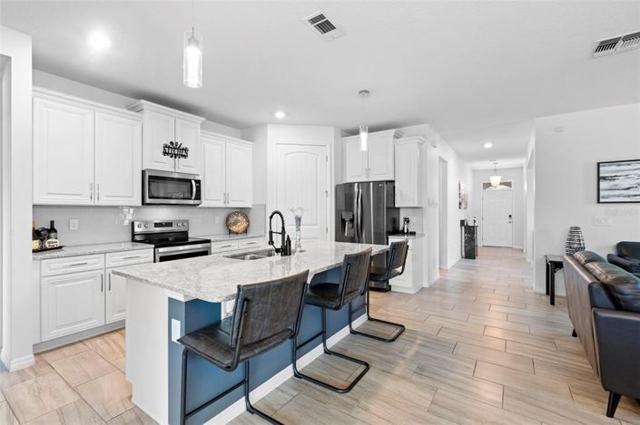 Image No.20-2 Bed Property for sale