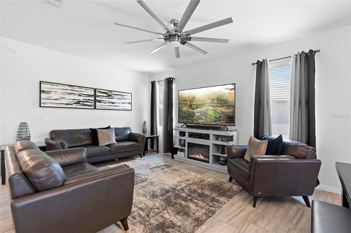 Image No.45-2 Bed Property for sale