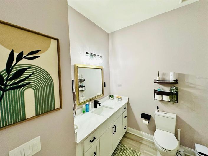 Image No.10-4 Bed Townhouse for sale