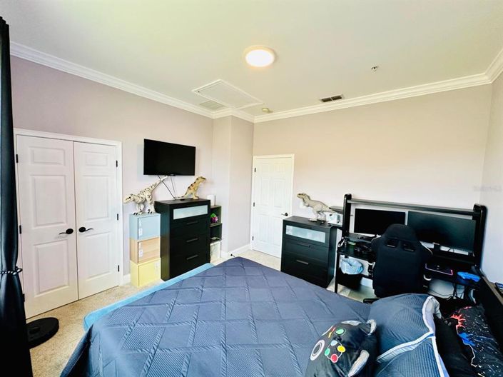 Image No.19-4 Bed Townhouse for sale