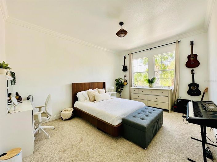 Image No.29-4 Bed Townhouse for sale