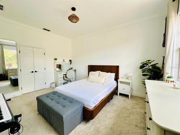 Image No.33-4 Bed Townhouse for sale