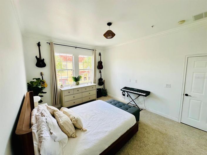 Image No.36-4 Bed Townhouse for sale