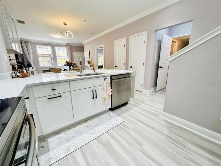 Image No.64-4 Bed Townhouse for sale