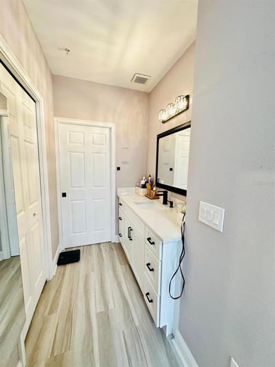 Image No.74-4 Bed Townhouse for sale