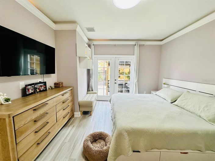 Image No.79-4 Bed Townhouse for sale