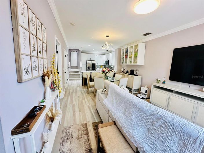 Image No.87-4 Bed Townhouse for sale