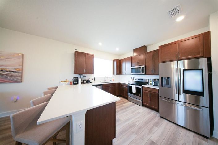 Image No.10-4 Bed Property for sale