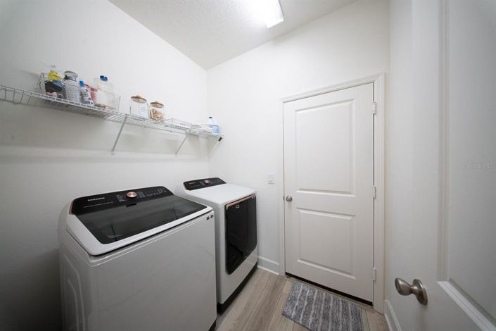 Image No.25-4 Bed Property for sale