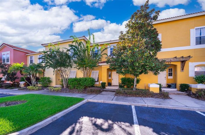Image No.1-Maison de ville de 3 chambres à vendre à Kissimmee