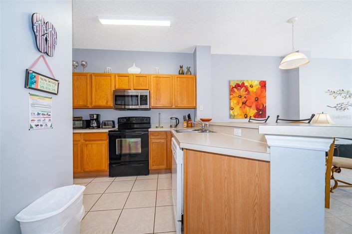 Image No.13-3 Bed Townhouse for sale