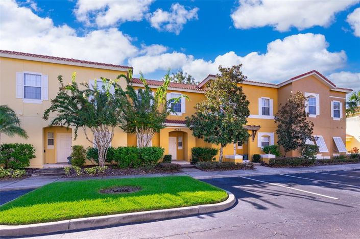 Image No.26-3 Bed Townhouse for sale