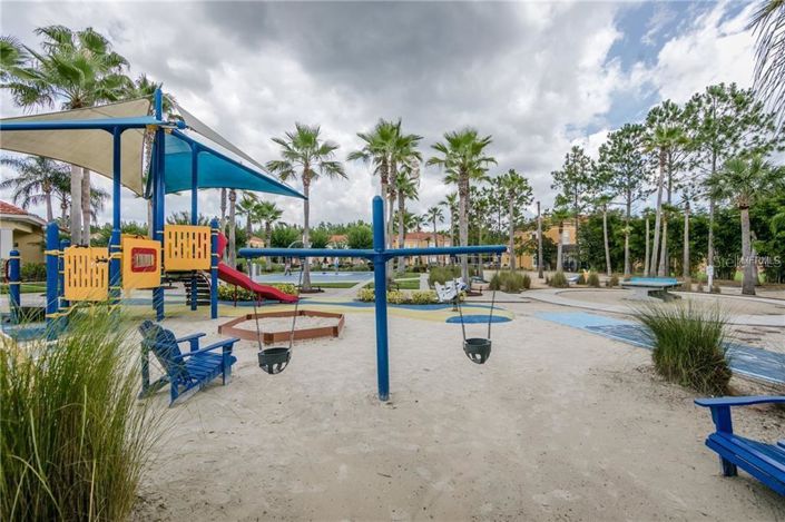 Image No.30-3 Bed Townhouse for sale