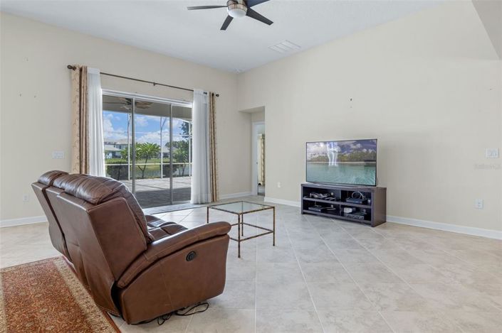 Image No.18-Propriété de 4 chambres à vendre à Davenport