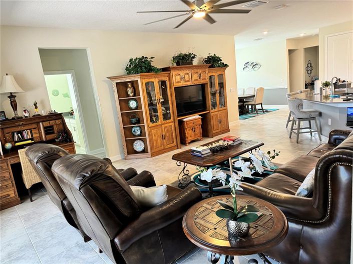 Image No.9-4 Bed Property for sale