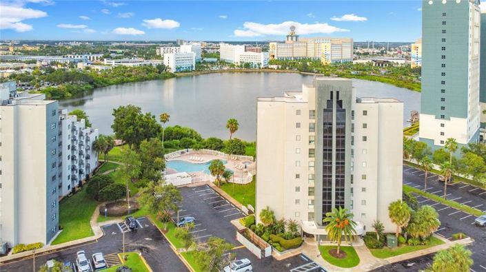 Image No.1-Propriété de 2 chambres à vendre à Orlando