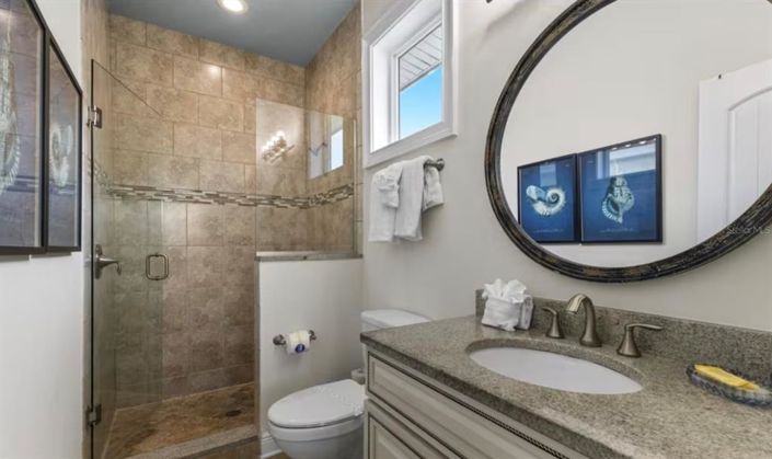 Image No.15-6 Bed Property for sale