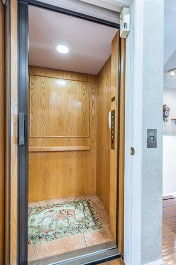 Image No.10-3 Bed Townhouse for sale