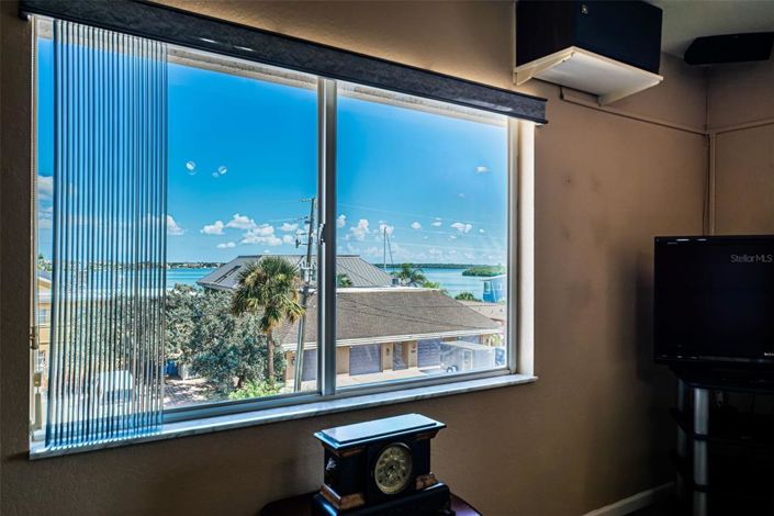 Image No.17-3 Bed Townhouse for sale