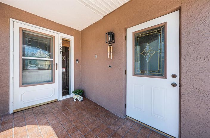 Image No.2-3 Bed Townhouse for sale