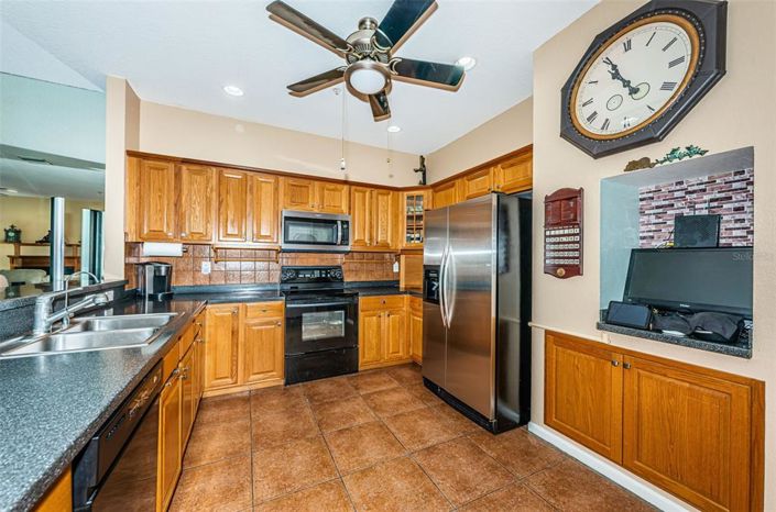 Image No.6-3 Bed Townhouse for sale