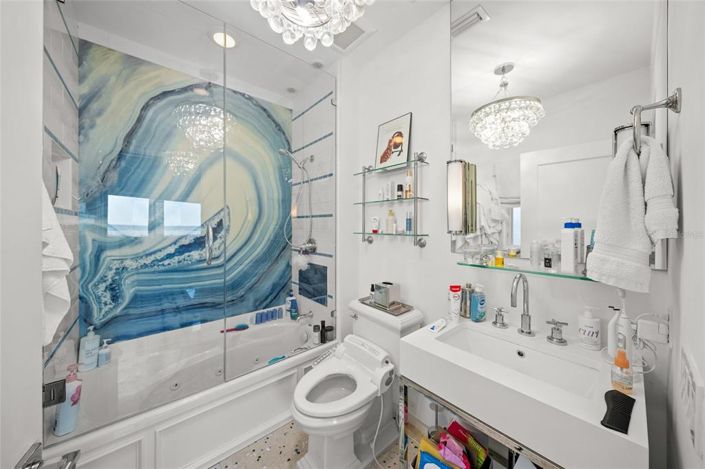 Image No.55-5 Bed Property for sale