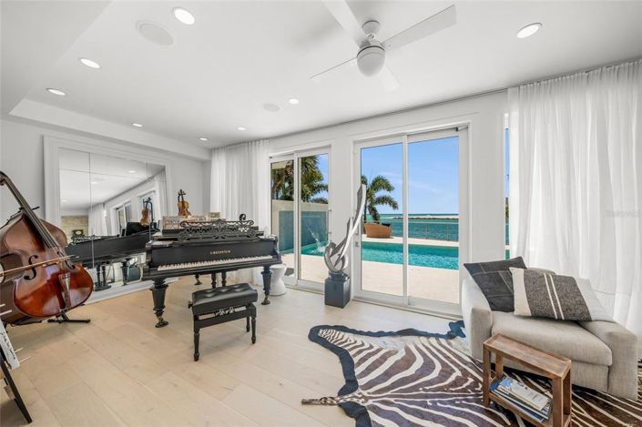 Image No.6-Propriété de 5 chambres à vendre à Sarasota