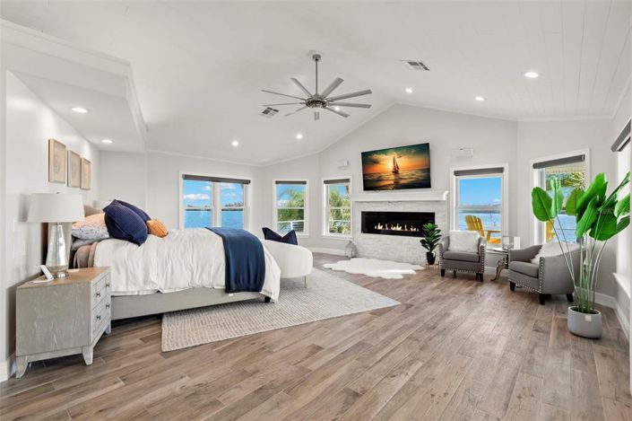 Image No.27-5 Bed Property for sale