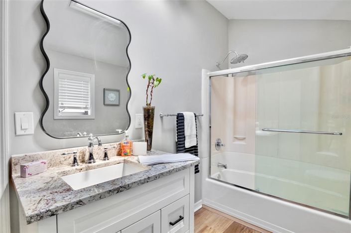 Image No.25-Propriété de 2 chambres à vendre à Sarasota