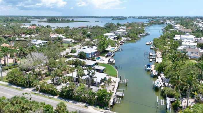 Image No.7-Propriété de 2 chambres à vendre à Sarasota
