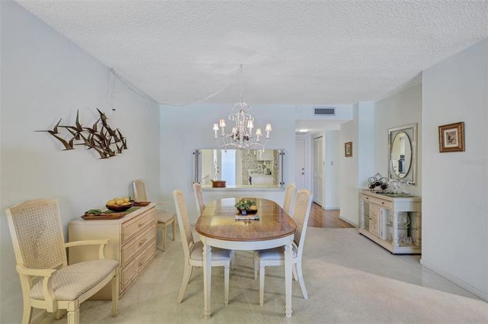 Image No.16-Propriété de 2 chambres à vendre à Sarasota