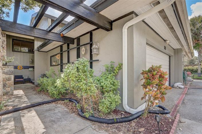 Image No.1-2 Bed Townhouse for sale