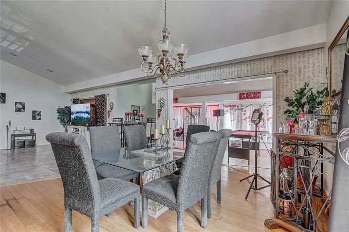 Image No.12-2 Bed Townhouse for sale