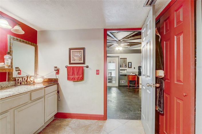 Image No.22-2 Bed Townhouse for sale