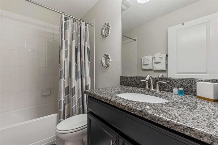 Image No.25-6 Bed Property for sale