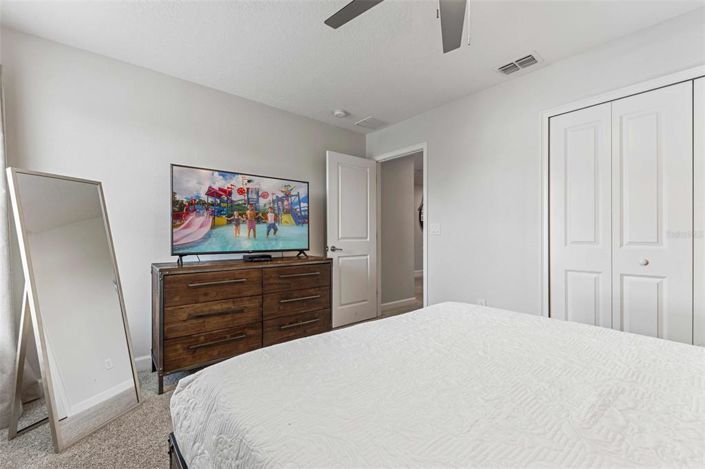 Image No.26-6 Bed Property for sale