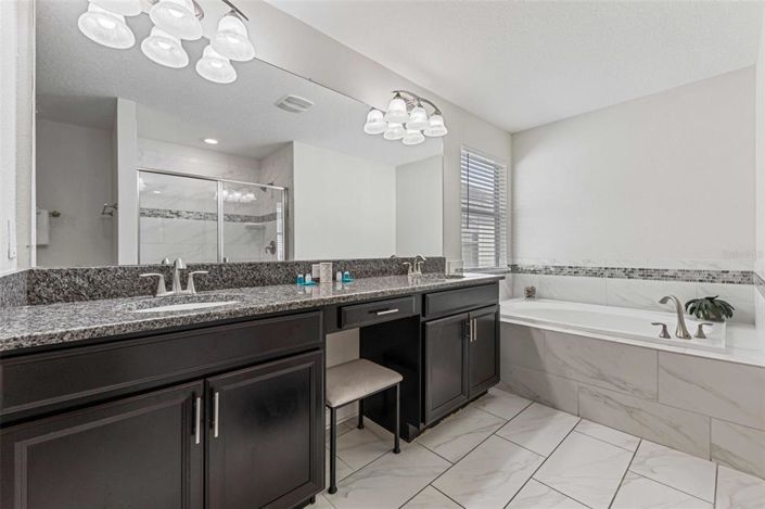 Image No.29-6 Bed Property for sale