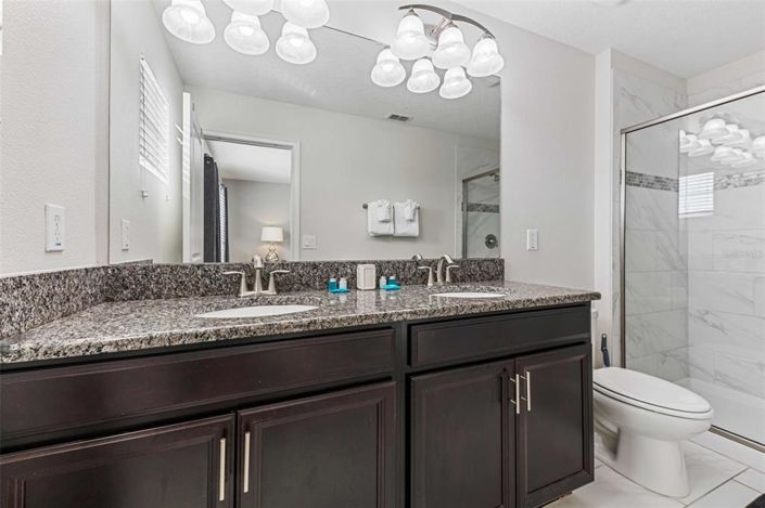 Image No.32-6 Bed Property for sale