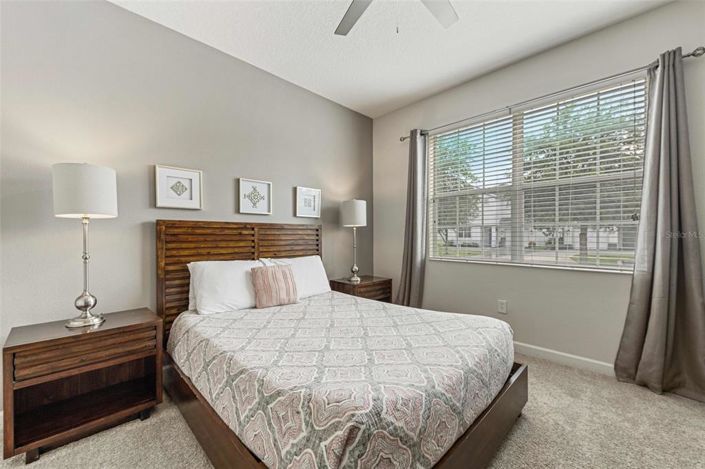 Image No.40-6 Bed Property for sale