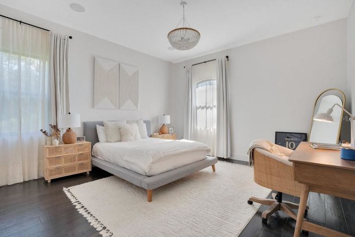 Image No.38-3 Bed Property for sale