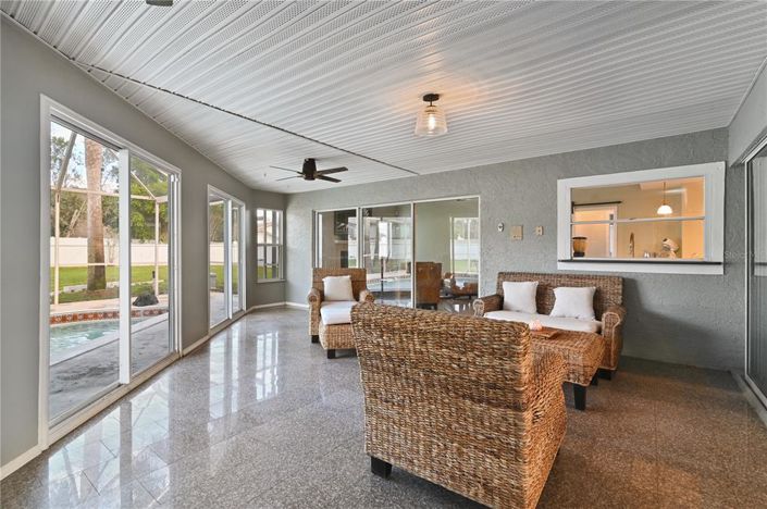 Image No.30-3 Bed Property for sale