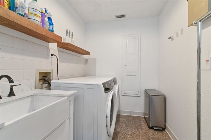 Image No.34-3 Bed Property for sale