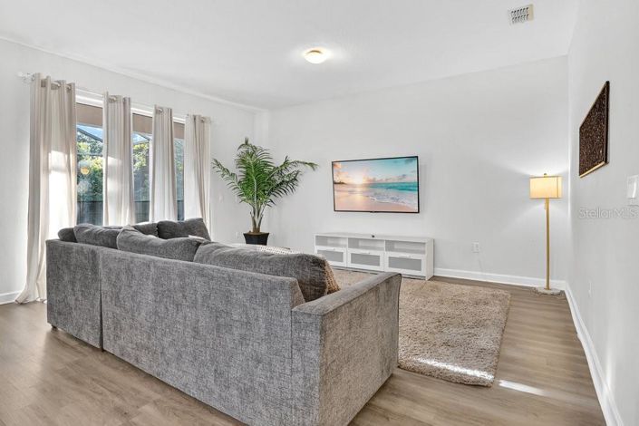 Image No.12-Propriété de 6 chambres à vendre à Kissimmee